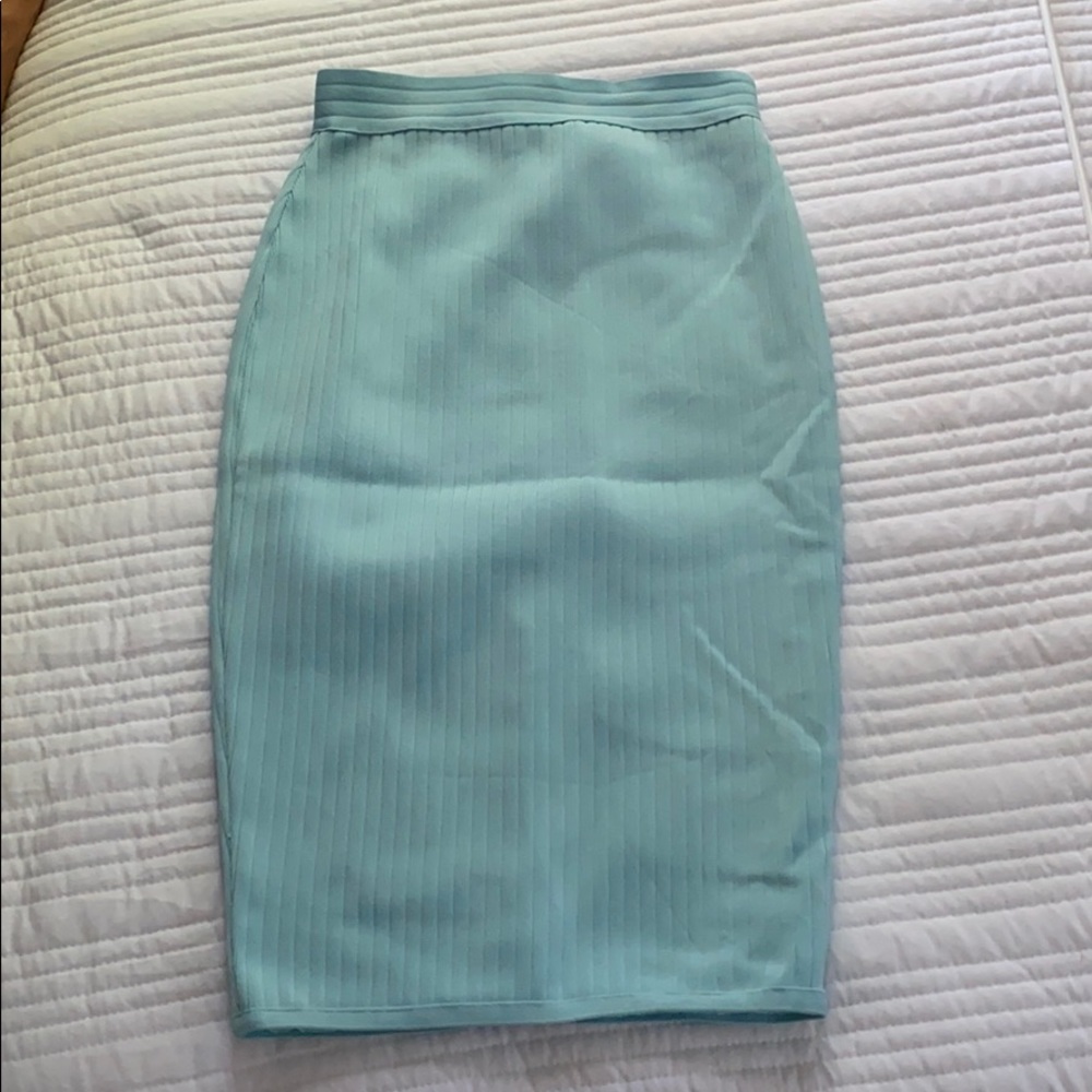 Skirt!